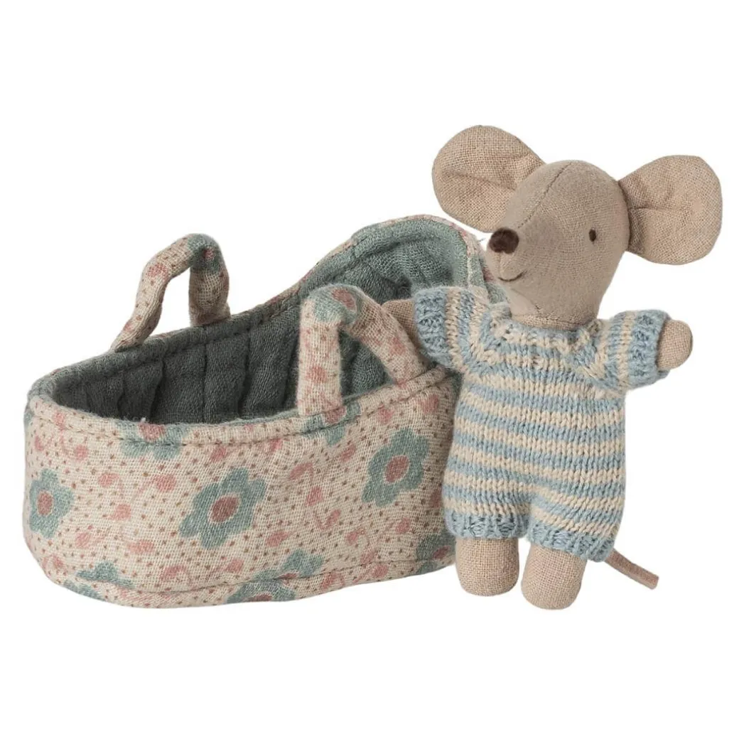 Baby Mouse in Carry Cot