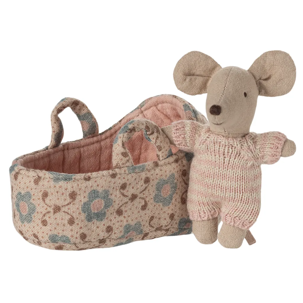 Baby Mouse in Carry Cot