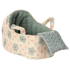 Carry Cot for Baby Mouse