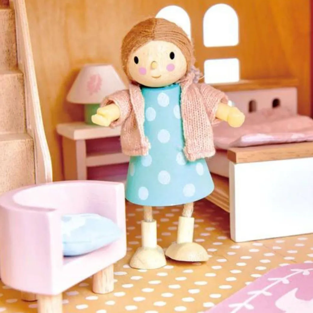 Dovetail Wooden Dollhouse Bedroom Set