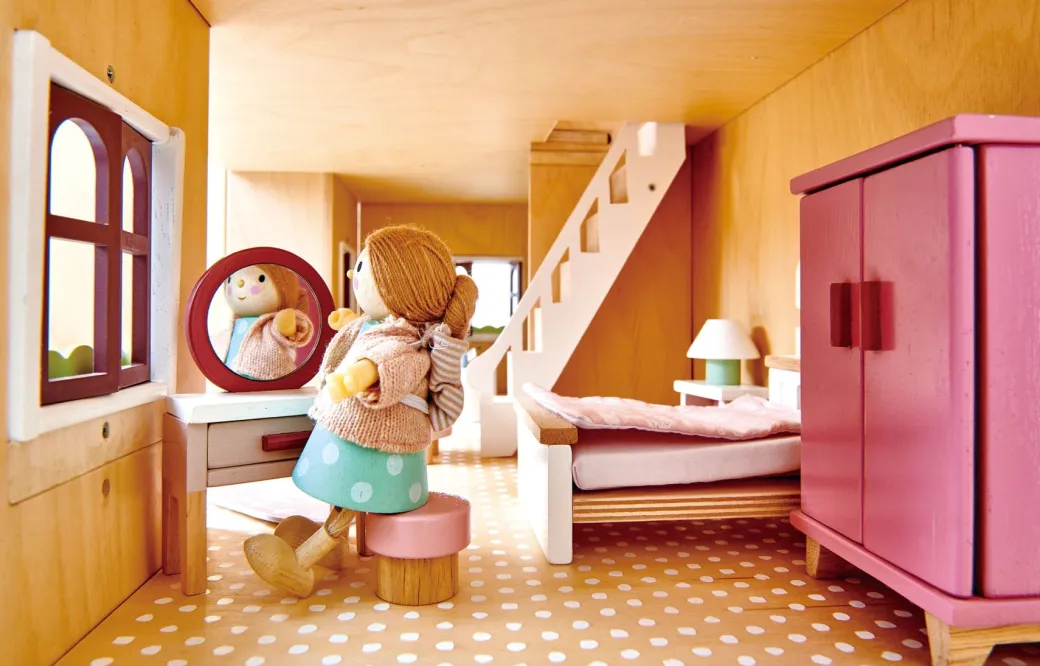 Fantail Hall Wooden Dollhouse