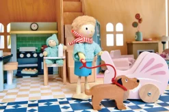Fantail Hall Wooden Dollhouse