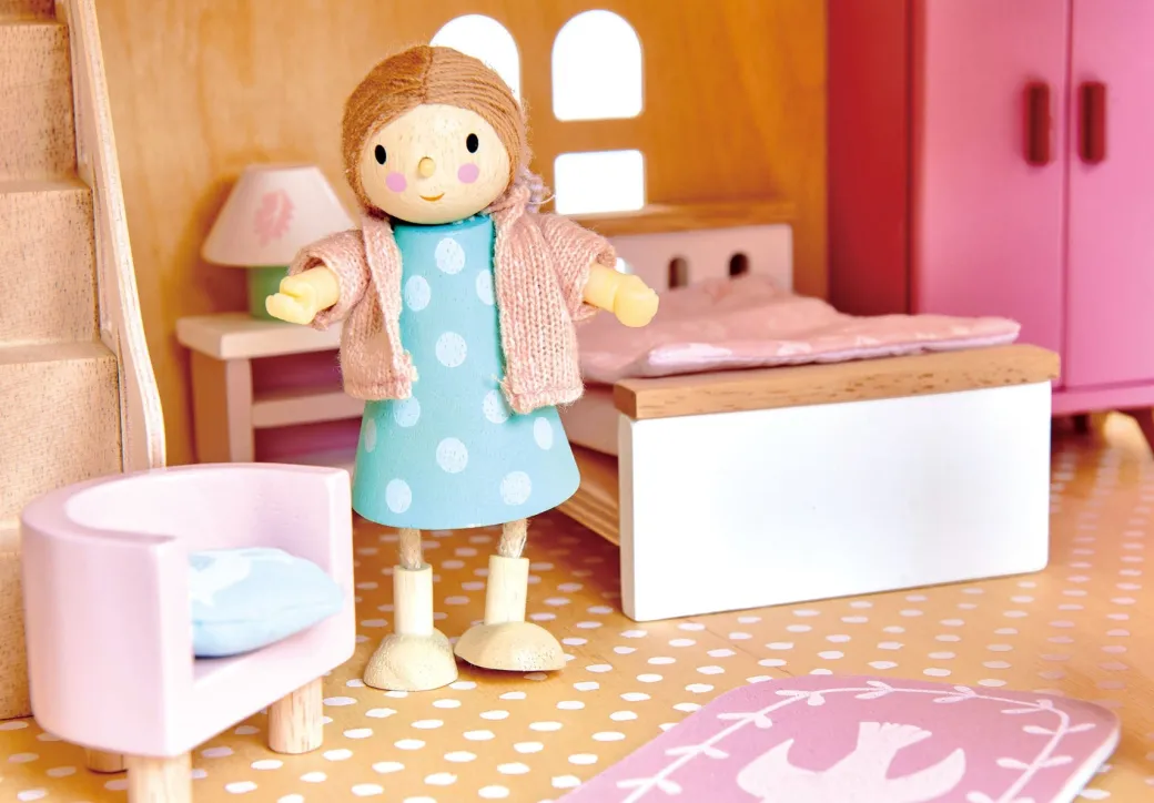 Fantail Hall Wooden Dollhouse