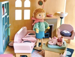 Fantail Hall Wooden Dollhouse