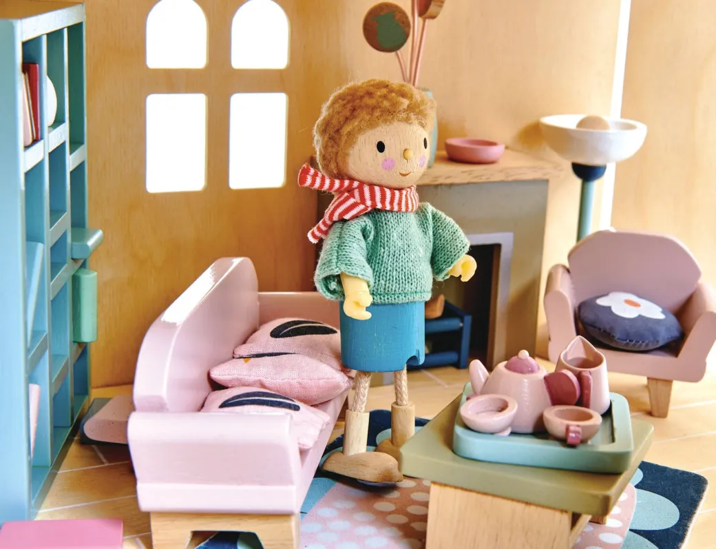 Fantail Hall Wooden Dollhouse