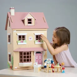 Foxtail Villa Wooden Dollhouse