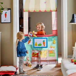Hanging Doorway Play Store
