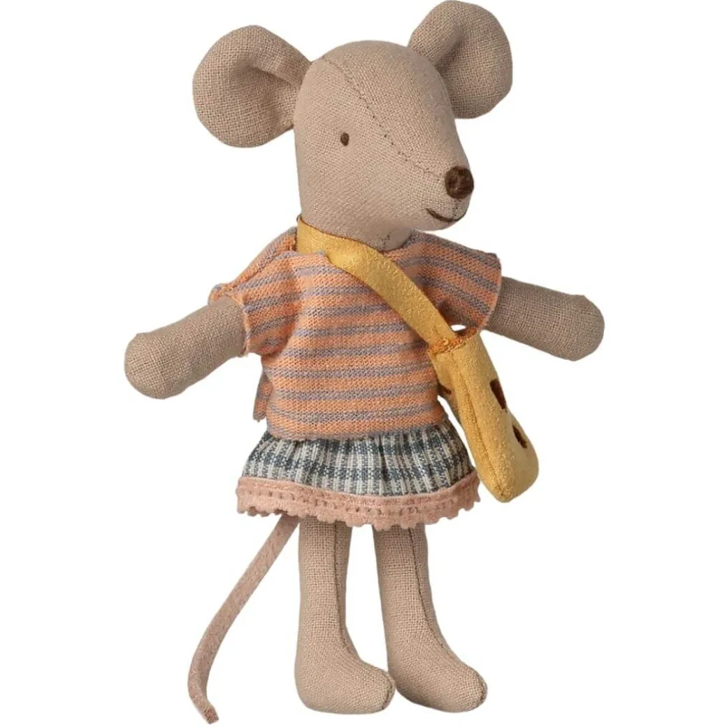Little Sister Mouse with Cheese Bag