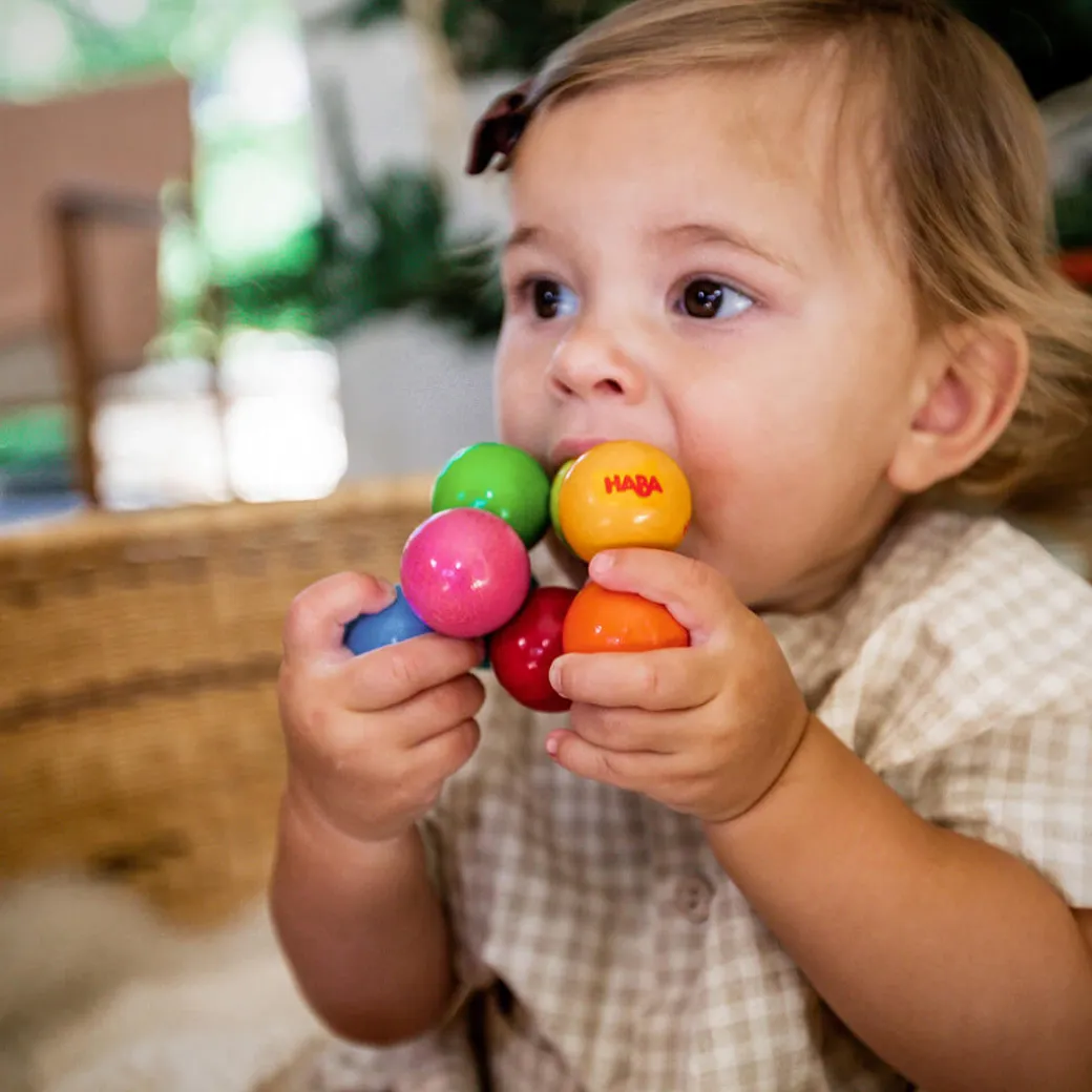 Magica Wooden Beads Clutching Toy