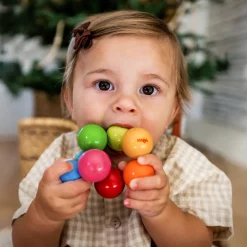Magica Wooden Beads Clutching Toy