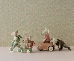 Maileg Mouse Car