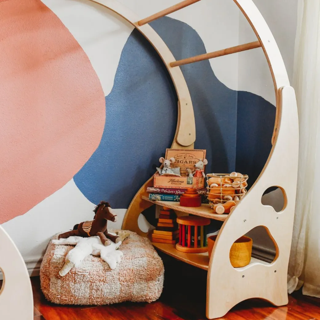 Natural Waldorf Playstand