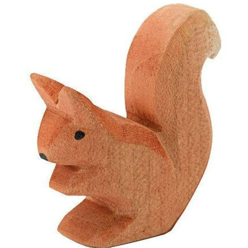 Ostheimer Squirrel, Sitting