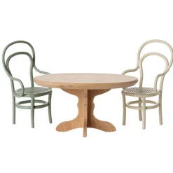 Oval Dining Table for Mice