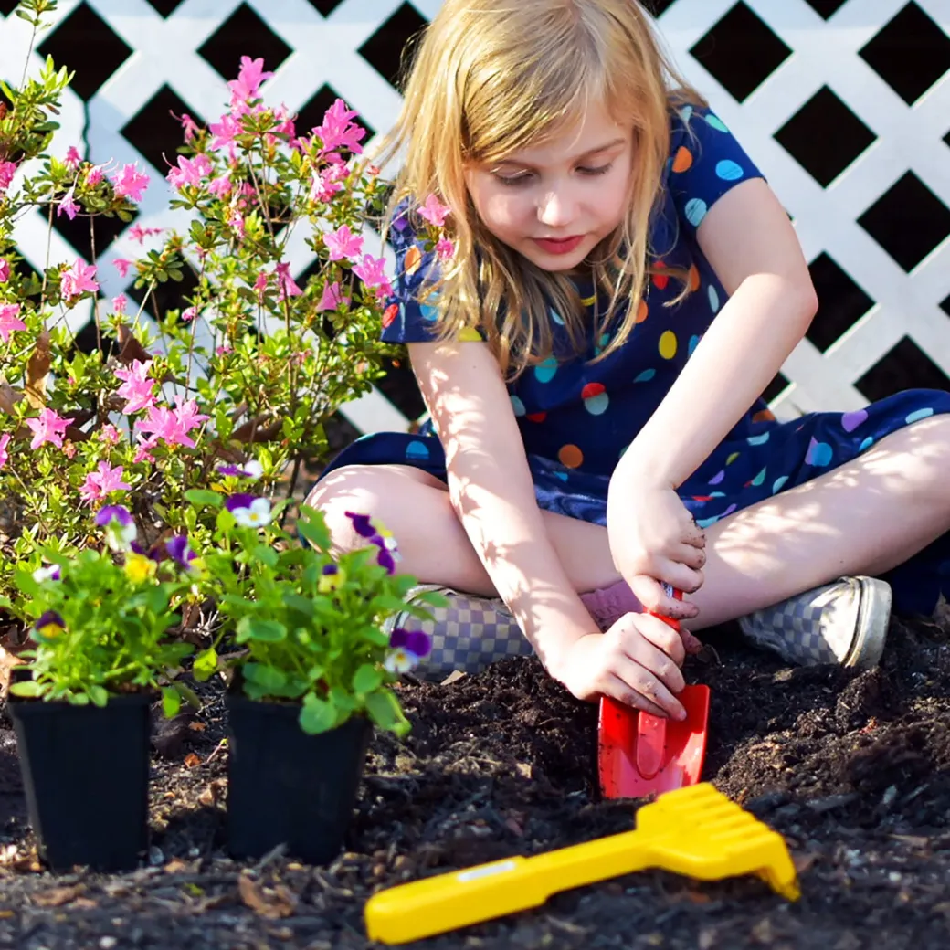 2 Piece Garden Set - Includes Hand Rake & Shovel