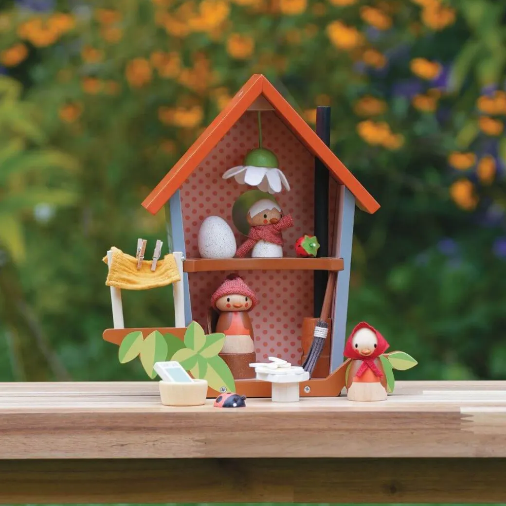 Robin's Nest Dollhouse