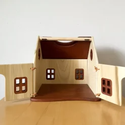 Thimbleberry Cottage - Classic Wooden Dollhouse