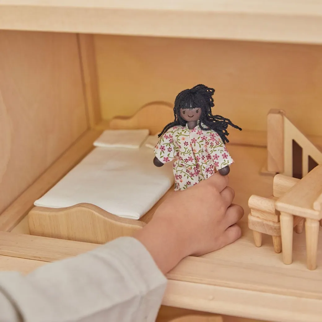 Victorian Wooden Dollhouse Furniture Set