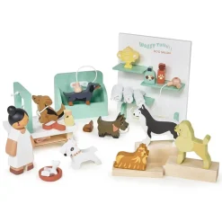 Waggy Tails Wooden Dog Salon