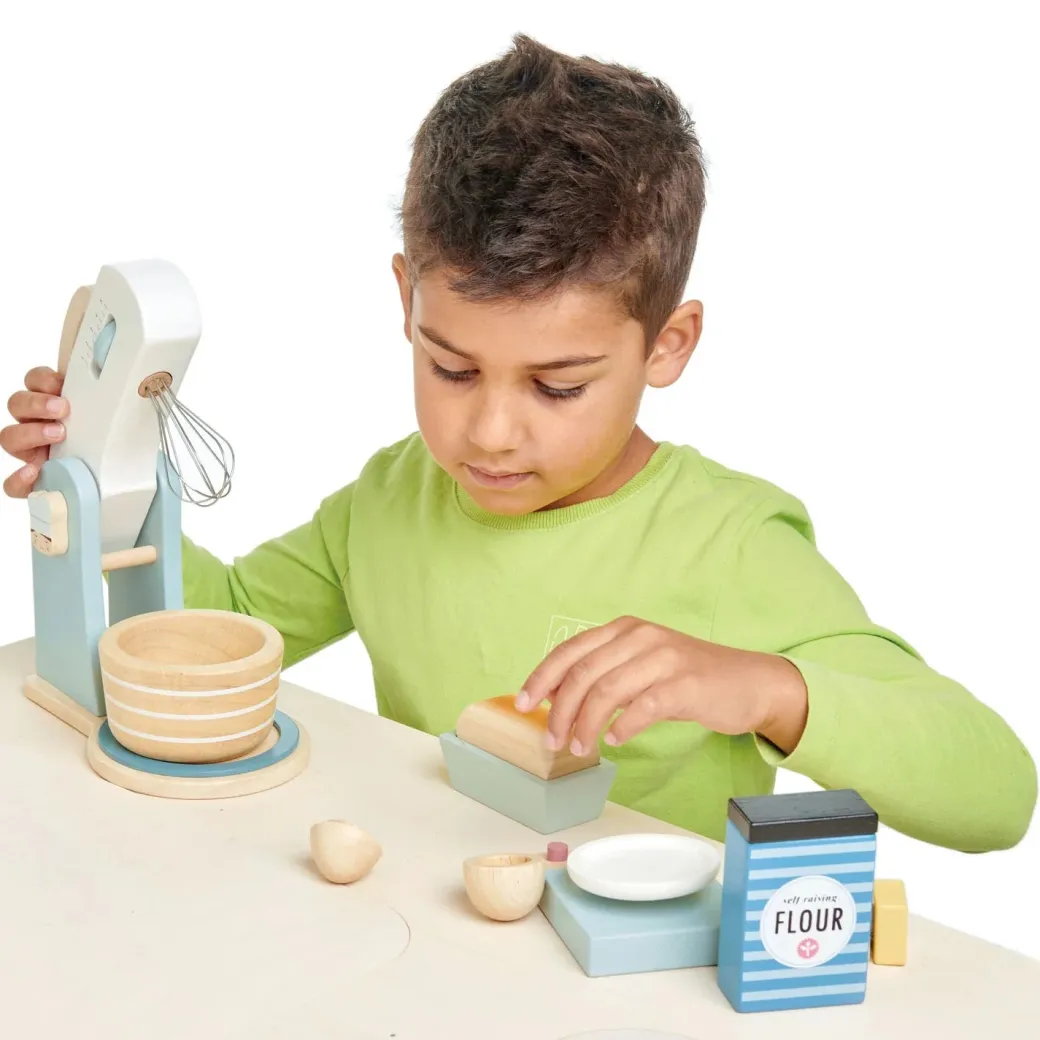 Wooden Children's Home Baking Set