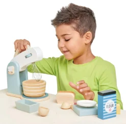 Wooden Children's Home Baking Set