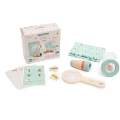 Wooden Insect Exploration Kit