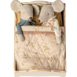 Wooden Mouse Bed