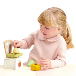 Wooden Play Market Scale