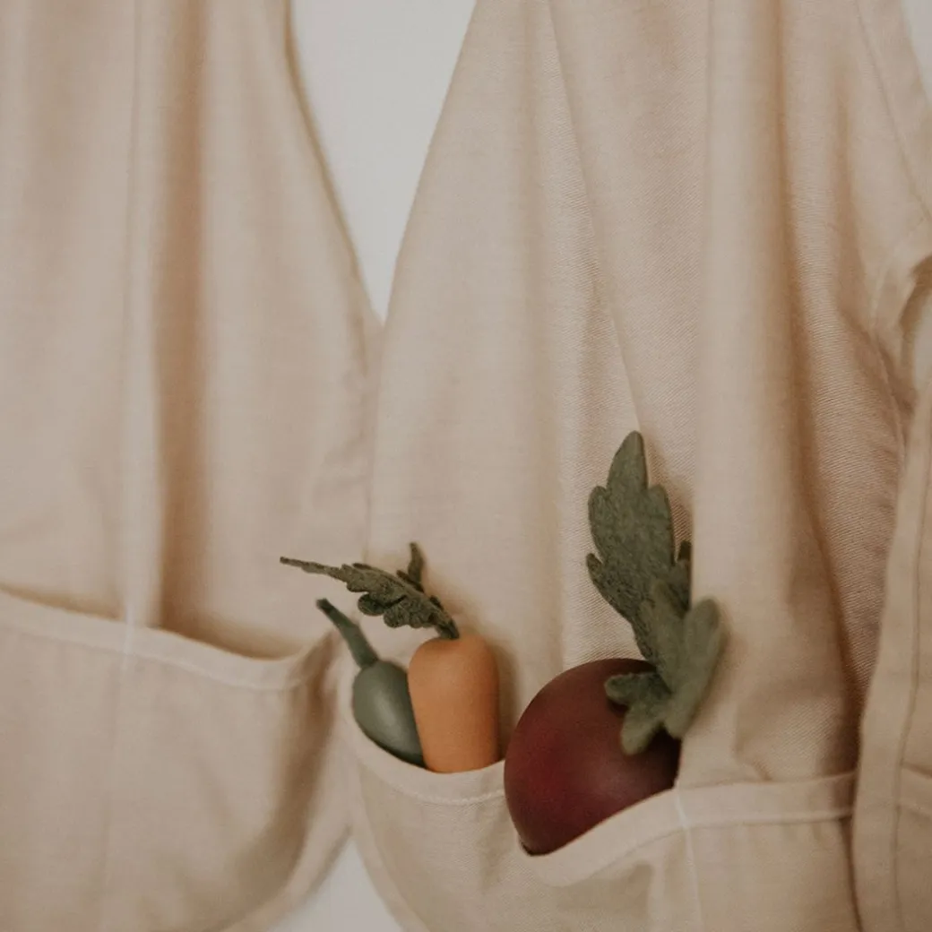 Wooden Root Vegetable Set